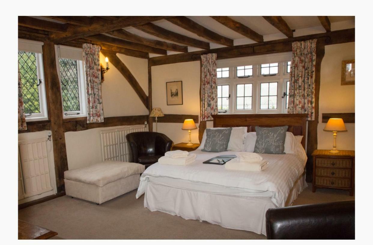 The Old Farmhouse Windsor Bagian luar foto