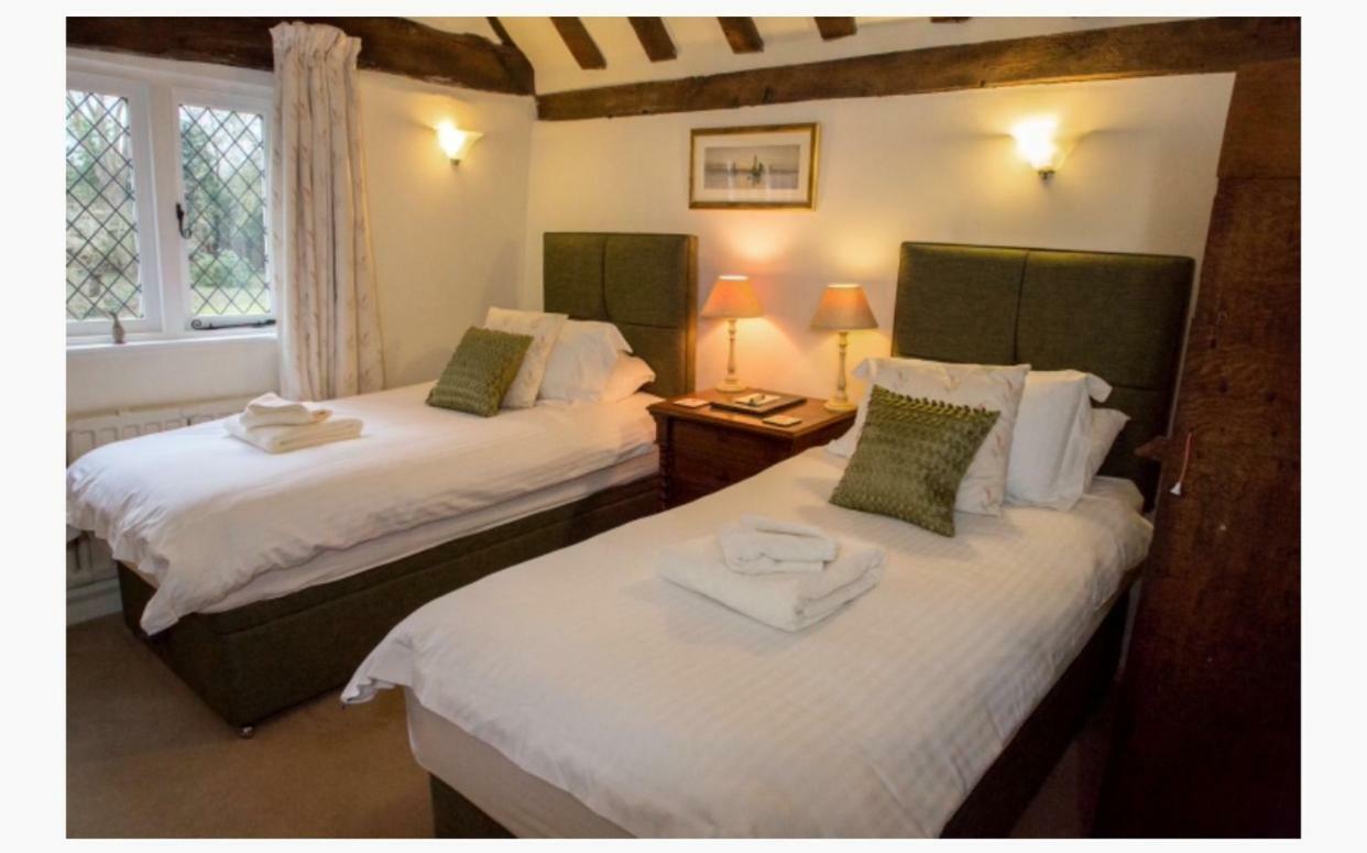 The Old Farmhouse Windsor Bagian luar foto