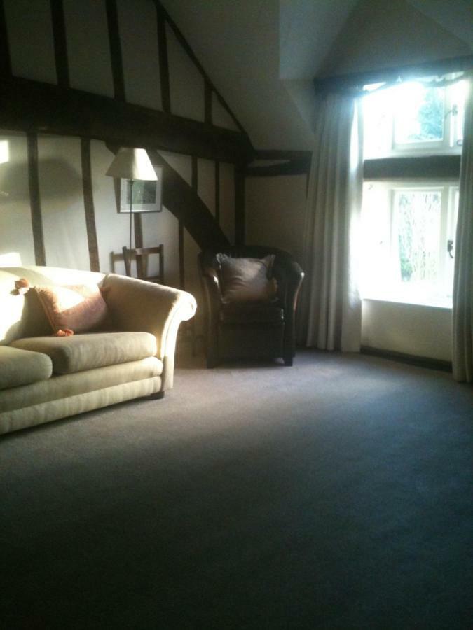 The Old Farmhouse Windsor Bagian luar foto